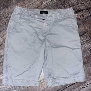 Aeropostale men’s 11 inch inseam gray shorts. Size 30.
